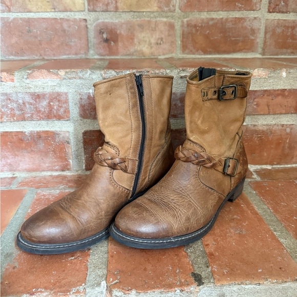 Paul Green Brown Leather Ankle Boots Size 7 (4.5 euro) EUC - Picture 1 of 7